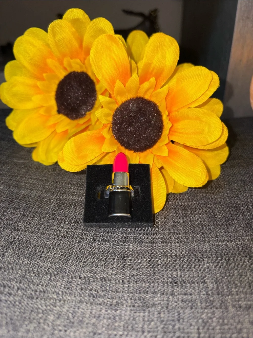 Bright Pink Lipstick Ring